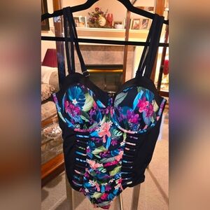 Swimsuits For All Black One-Piece with Tropical Floral Print